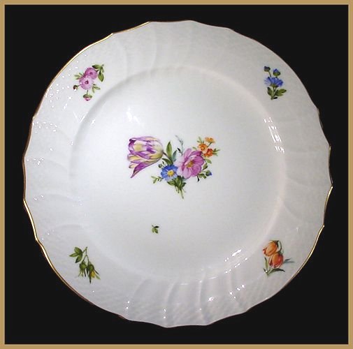 ht032a-top3.jpg - 31036 Bytes