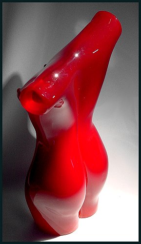 j009moretti2-back.jpg - 24692 Bytes