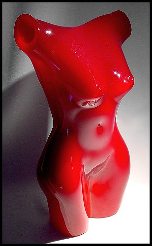 j009moretti2-frnt.jpg - 27768 Bytes