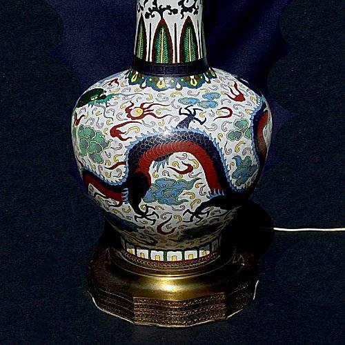 kr153lampbase-BlueDragonBody.jpg - 53480 Bytes