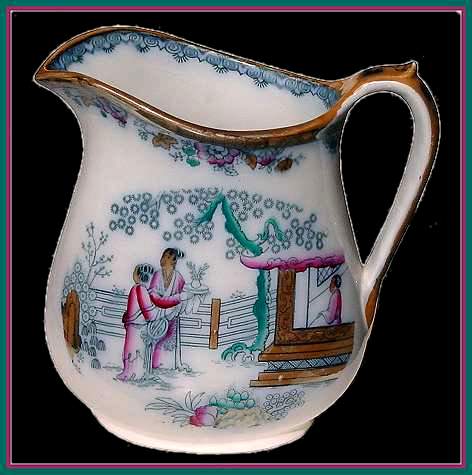 l019pitcher2.jpg - 34036 Bytes