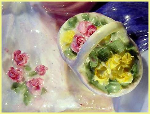 d277flwdetailA.jpg - 30111 Bytes