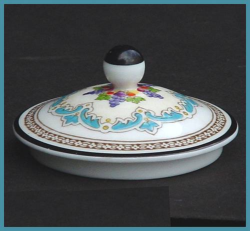 es006lid-side.jpg - 28641 Bytes