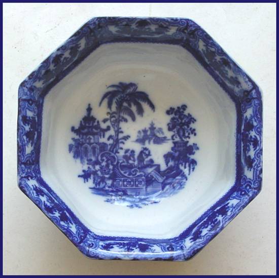 m097Kyber-Babove3.jpg - 40114 Bytes